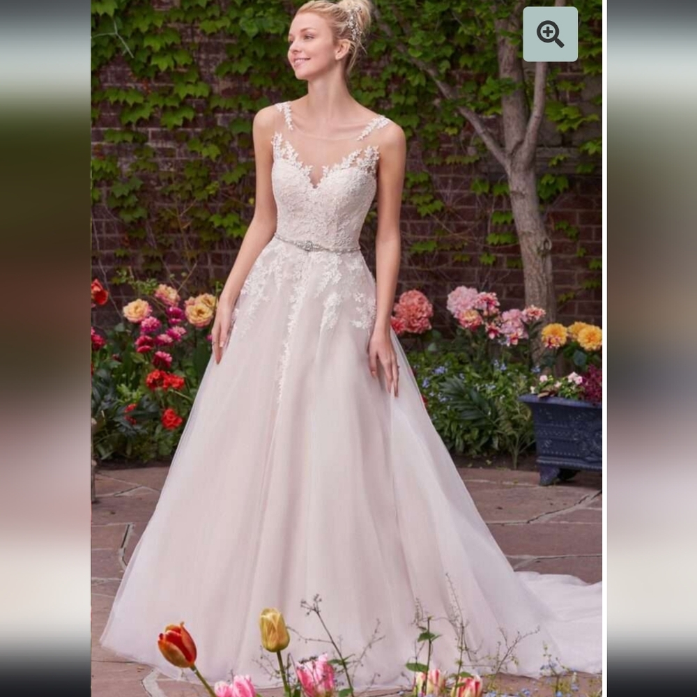 NWT! REBECCA INGRAM WEDDING DRESS ! (ONE PEARL IS MISSING ON THE SWAROVSKI BELT)